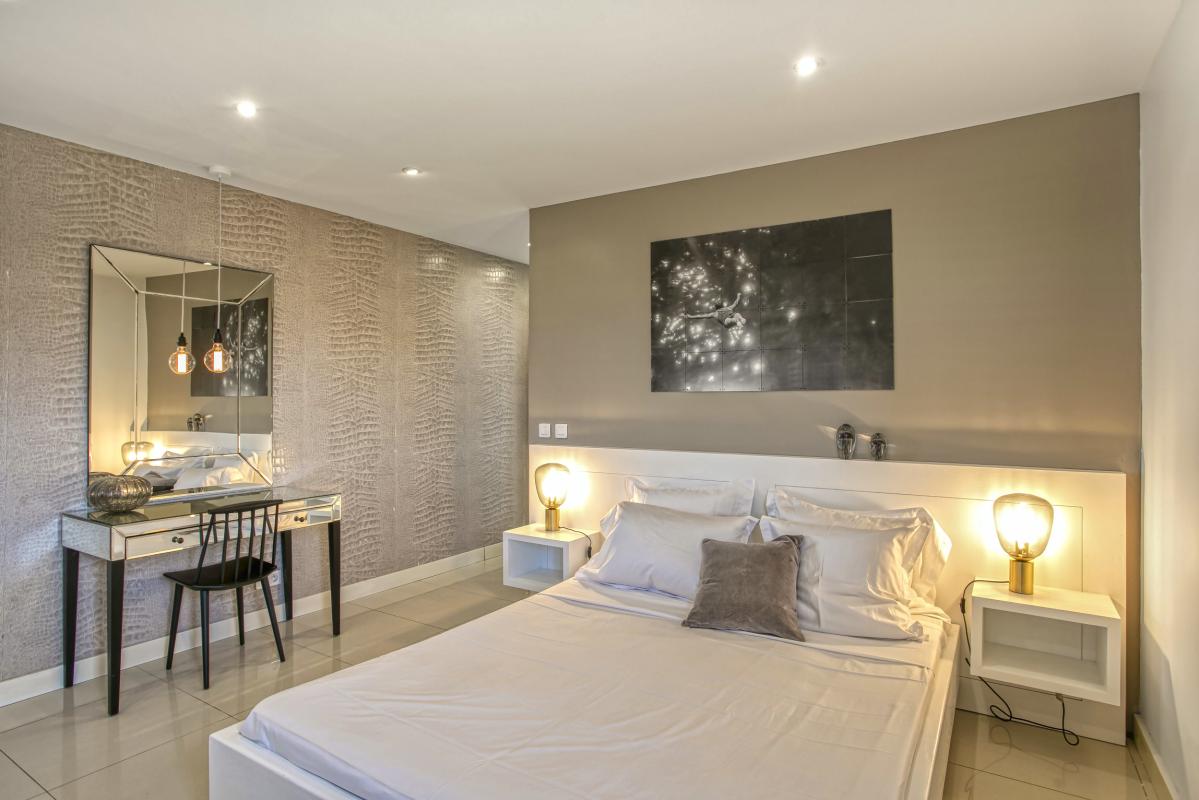 Location villa Saint Martin Mont Vernon - 6 chambres 14 personnes piscine vue mer salle de sport solarium terrain de pétanque (14)